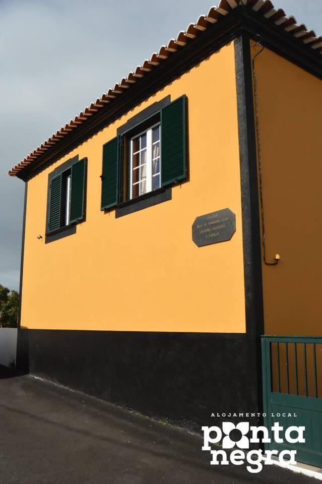 The Emigrant House By Pontanegraazores Biscoitos (Terceira)